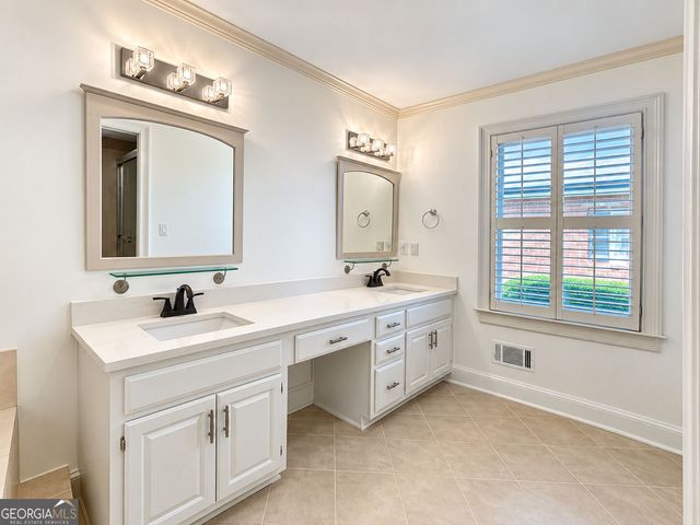 1826 Hermitage Place, Decatur, GA 30033
