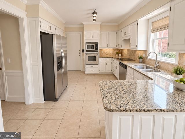 1826 Hermitage Place, Decatur, GA 30033
