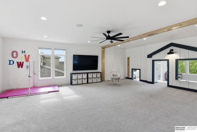 29003 Mary Street, Valley, NE 68064