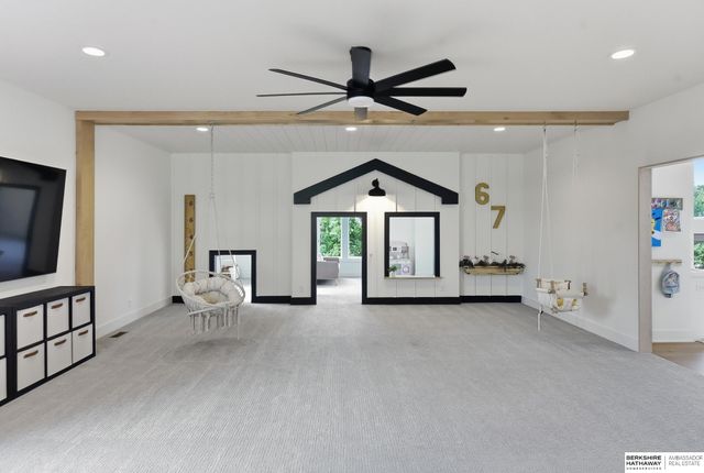 29003 Mary Street, Valley, NE 68064