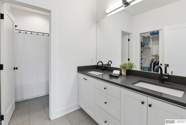 29003 Mary Street, Valley, NE 68064