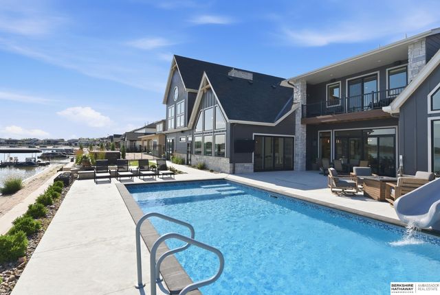 29003 Mary Street, Valley, NE 68064