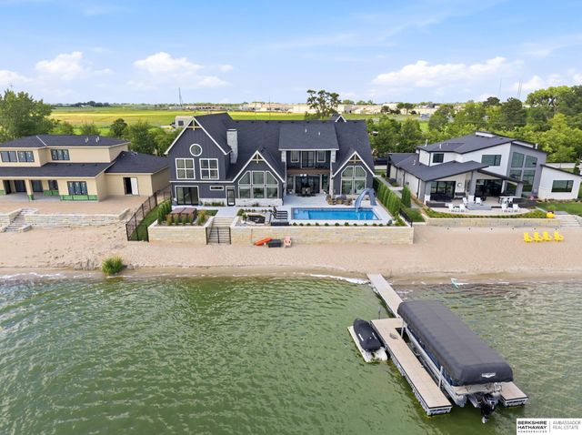 29003 Mary Street, Valley, NE 68064