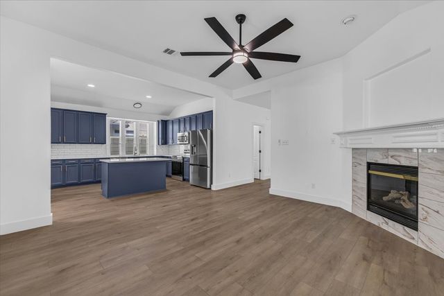 1729 Spanish Moss Way, Savannah, TX 76227