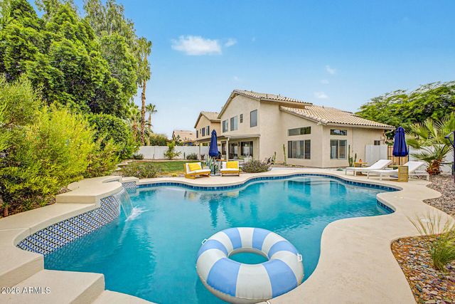 1810 E TREMAINE Avenue, Gilbert, AZ 85234