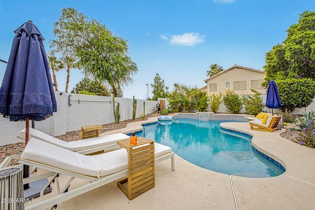 1810 E TREMAINE Avenue, Gilbert, AZ 85234