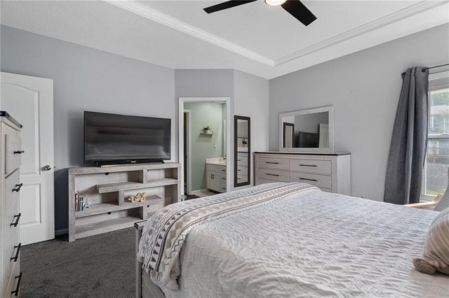 8705 N Carson Avenue, Kansas City, MO 64153