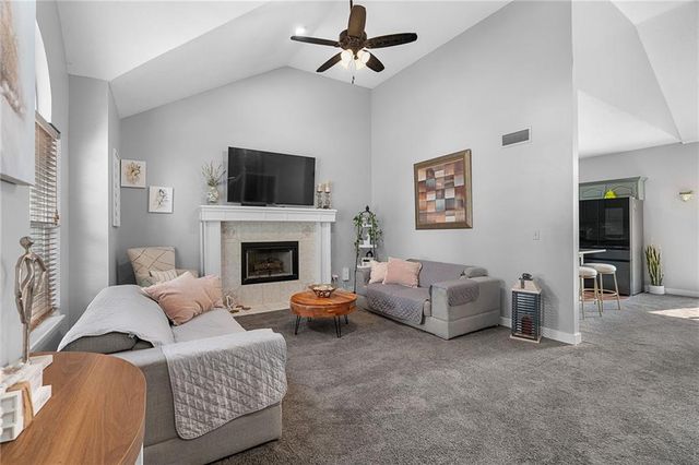 8705 N Carson Avenue, Kansas City, MO 64153