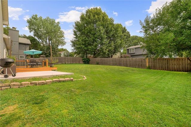 8705 N Carson Avenue, Kansas City, MO 64153