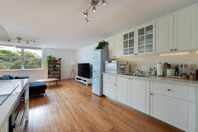 20200 W Country Club Dr PH24, Aventura, FL 33180