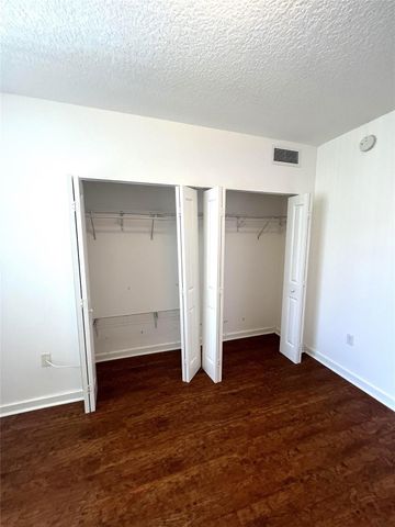 601 NE 23 Street 904, Miami, FL 33137