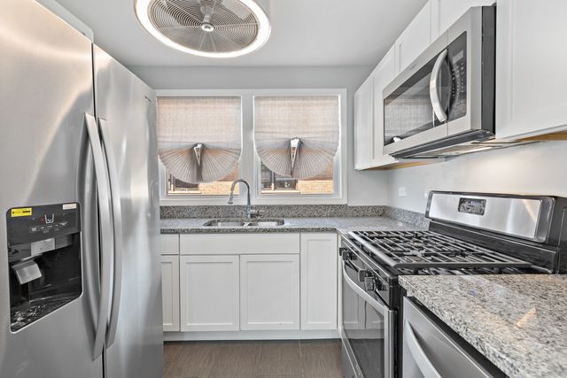 9211 S Cottage Grove Avenue 9-C2, Chicago, IL 60619