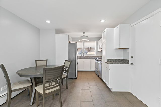 9211 S Cottage Grove Avenue 9-C2, Chicago, IL 60619