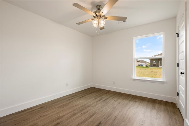 1713 Edwards Street, Pea Ridge, AR 72751