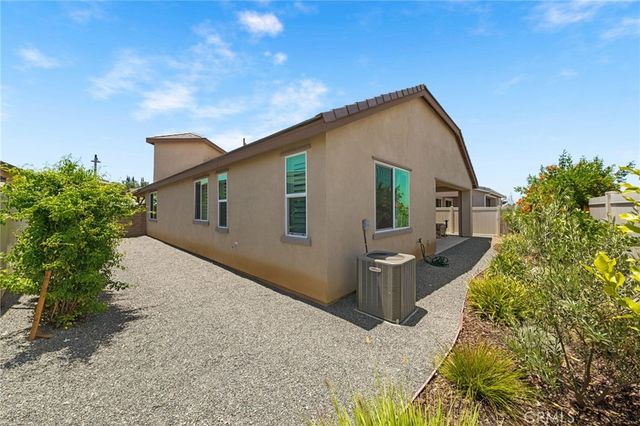 32042 Hyacinth Way, Temecula, CA 92591