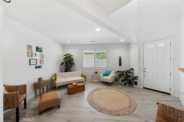 32042 Hyacinth Way, Temecula, CA 92591