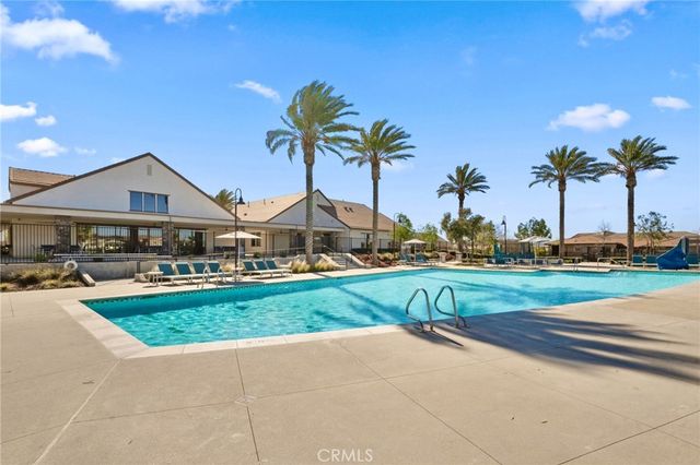 32042 Hyacinth Way, Temecula, CA 92591