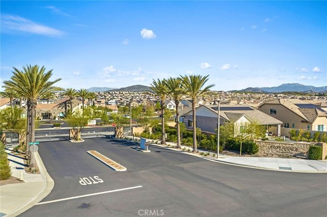 32042 Hyacinth Way, Temecula, CA 92591