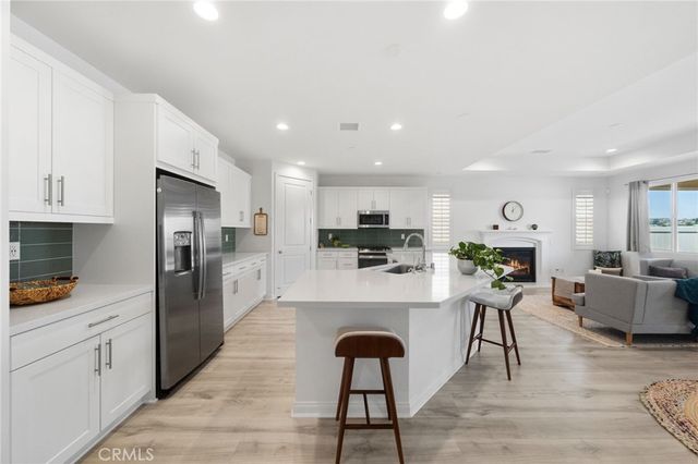32042 Hyacinth Way, Temecula, CA 92591
