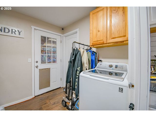 138 Se SHAFFORD St, Estacada, OR 97023