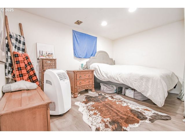 138 Se SHAFFORD St, Estacada, OR 97023