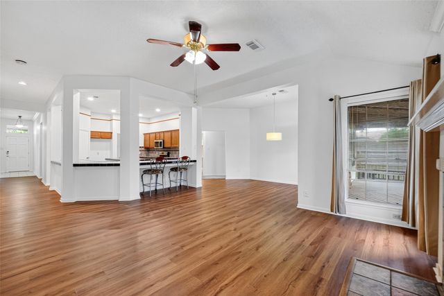 4802 Widerop Lane, Friendswood, TX 77546