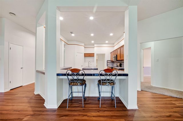 4802 Widerop Lane, Friendswood, TX 77546