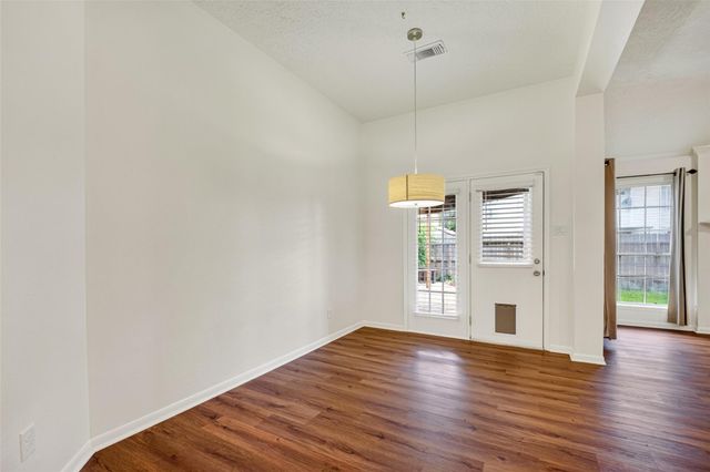 4802 Widerop Lane, Friendswood, TX 77546