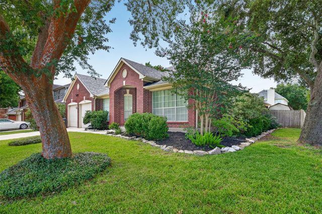 4802 Widerop Lane, Friendswood, TX 77546