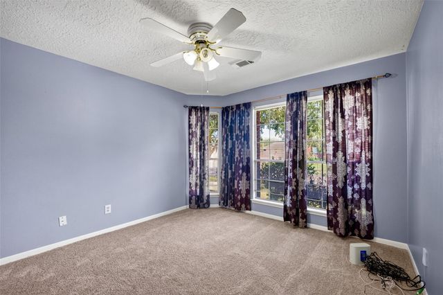 4802 Widerop Lane, Friendswood, TX 77546