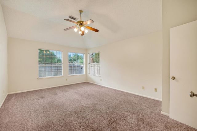4802 Widerop Lane, Friendswood, TX 77546