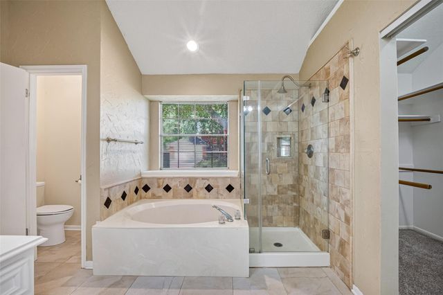 4802 Widerop Lane, Friendswood, TX 77546