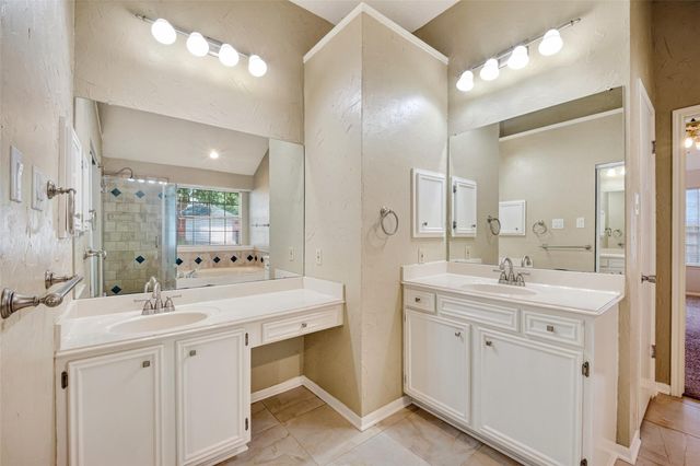4802 Widerop Lane, Friendswood, TX 77546