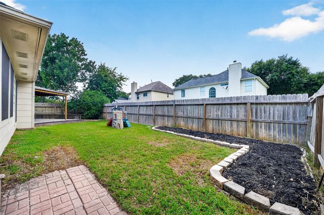 4802 Widerop Lane, Friendswood, TX 77546
