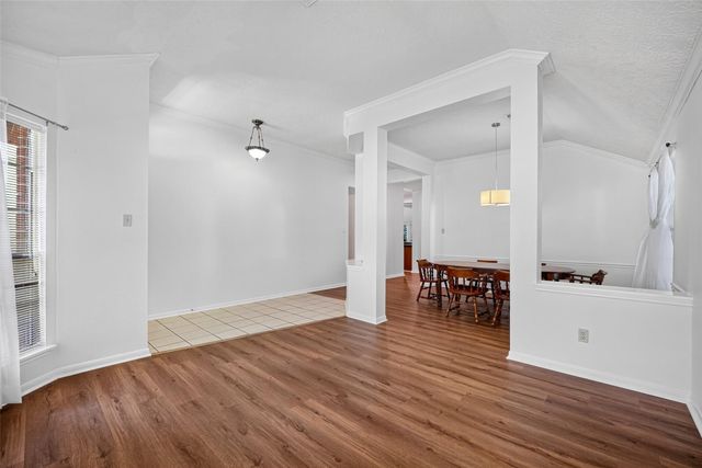 4802 Widerop Lane, Friendswood, TX 77546