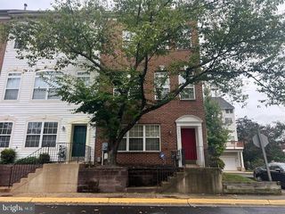 5451 PATUXENT KNOLL PL, Alexandria, VA 22312