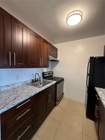 2915 Plunkett Street 12A, Hollywood, FL 33020
