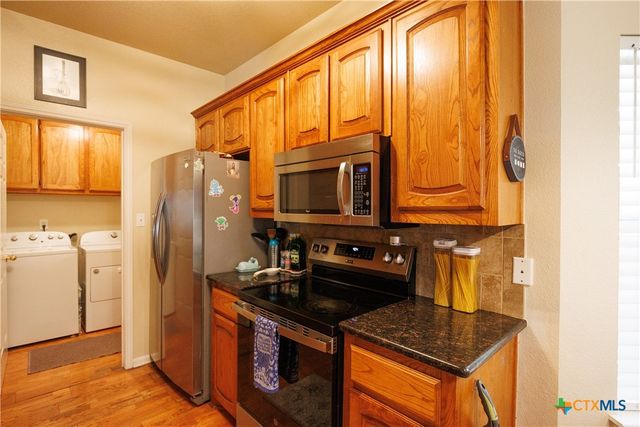 6 S Bobcat Court, Belton, TX 76513