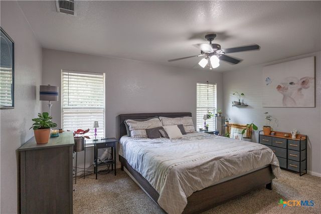 6 S Bobcat Court, Belton, TX 76513