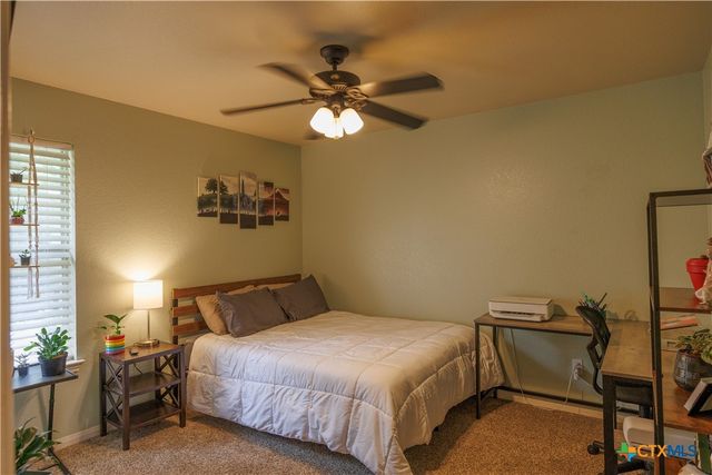 6 S Bobcat Court, Belton, TX 76513