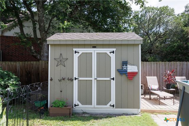 6 S Bobcat Court, Belton, TX 76513