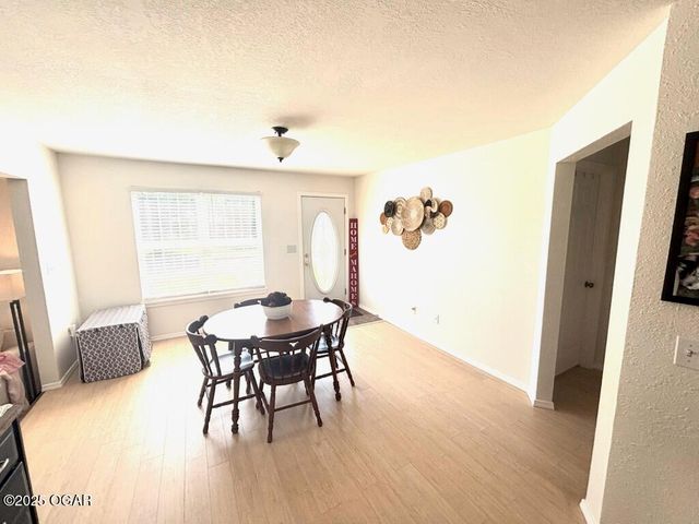 2830 Virginia Avenue, Joplin, MO 64804