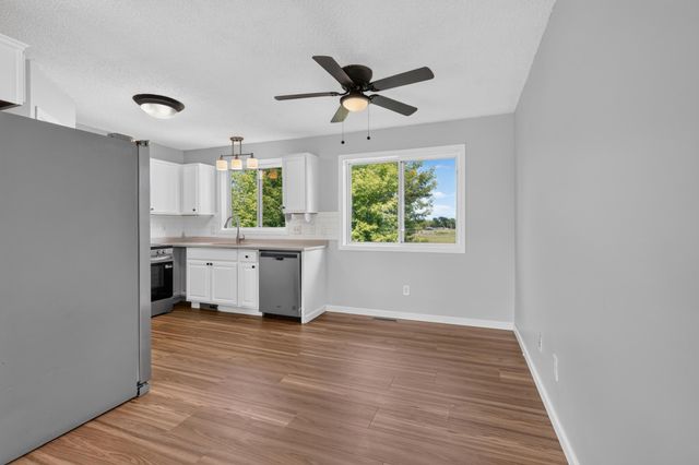 4388 Blakewood Drive, Shakopee, MN 55379