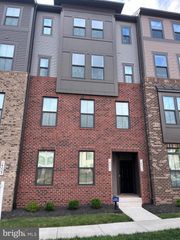 14031 SUNRISE VALLEY DR #3E, Herndon, VA 20171