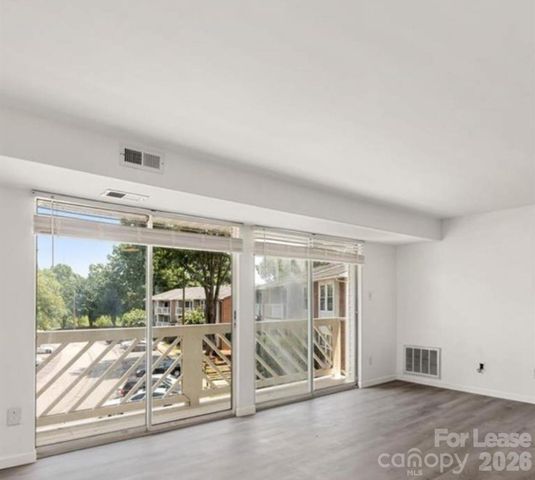 9333 Old Concord Road J, Charlotte, NC 28213