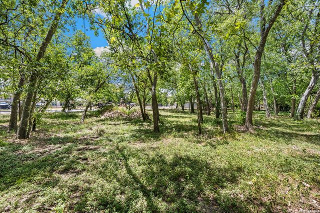 3255 Martin Luther King Dr, San Antonio, TX 78220