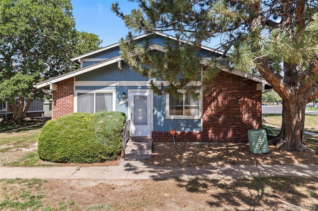 1184 S Uvalda Street, Aurora, CO 80012