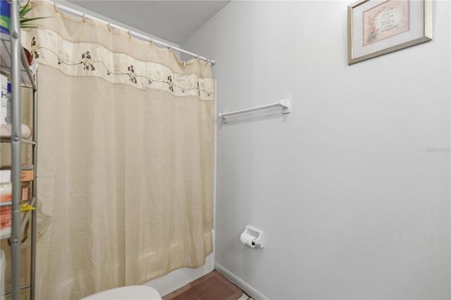 1939 SW 73RD TERRACE, Gainesville, FL 32607