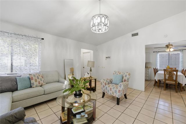 1939 SW 73RD TERRACE, Gainesville, FL 32607