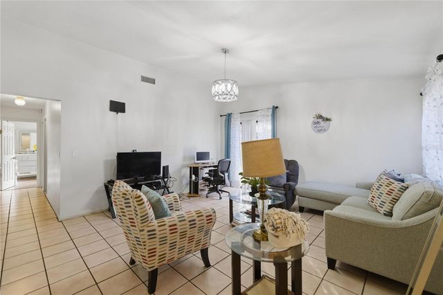 1939 SW 73RD TERRACE, Gainesville, FL 32607